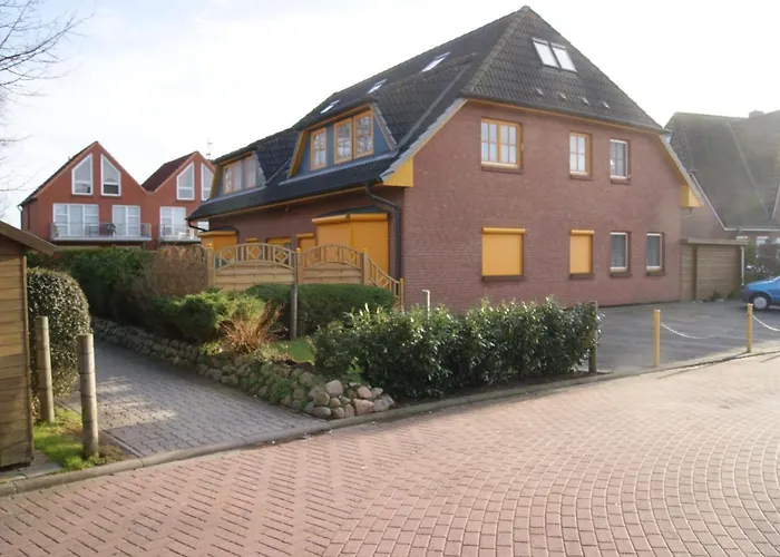 Strandlaeufer Schonberger Strand